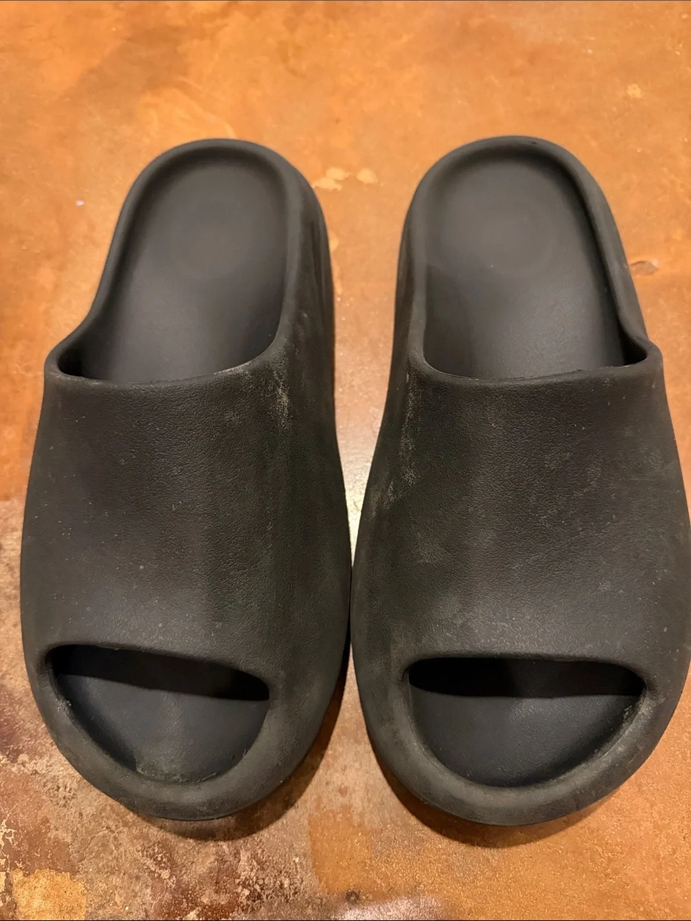 Yeezy Men's Black Slide Sandals - Minimal Open-Toe Slip-Ons